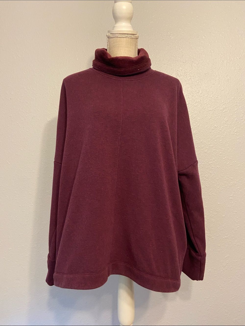 Athleta Plum Purple Cozy Karma Funnel Neck Sweatshirt Size Large